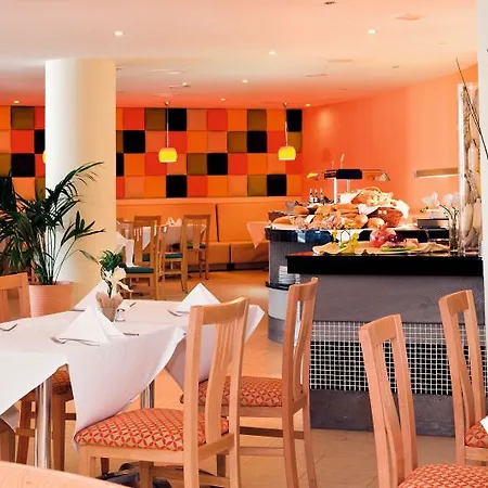 Flamingo Hotel 3*