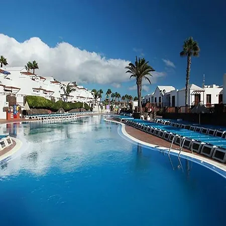 Flamingo 3*
